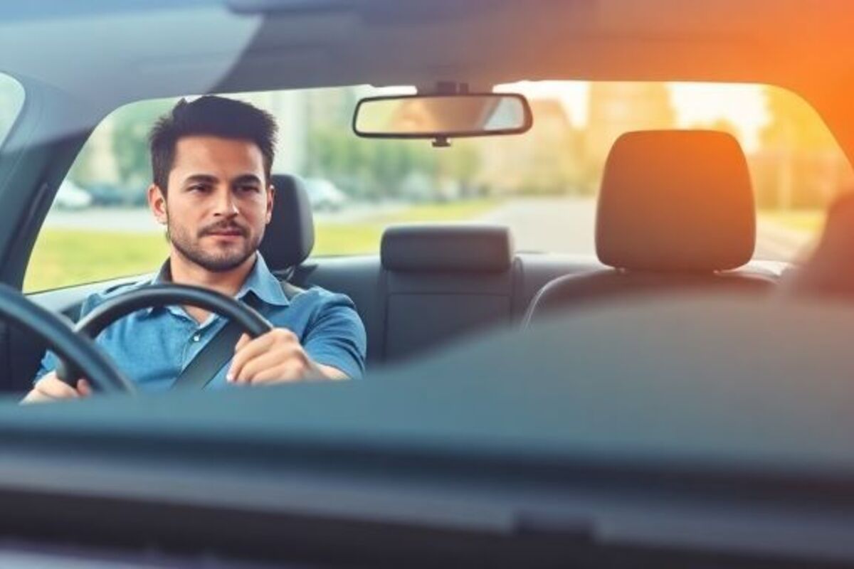 Assurance jeune conducteur pour une voiture d'occasion : guide complet